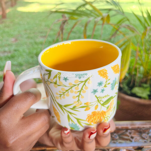 Polly Petal Ceramic Mug - Yellow
