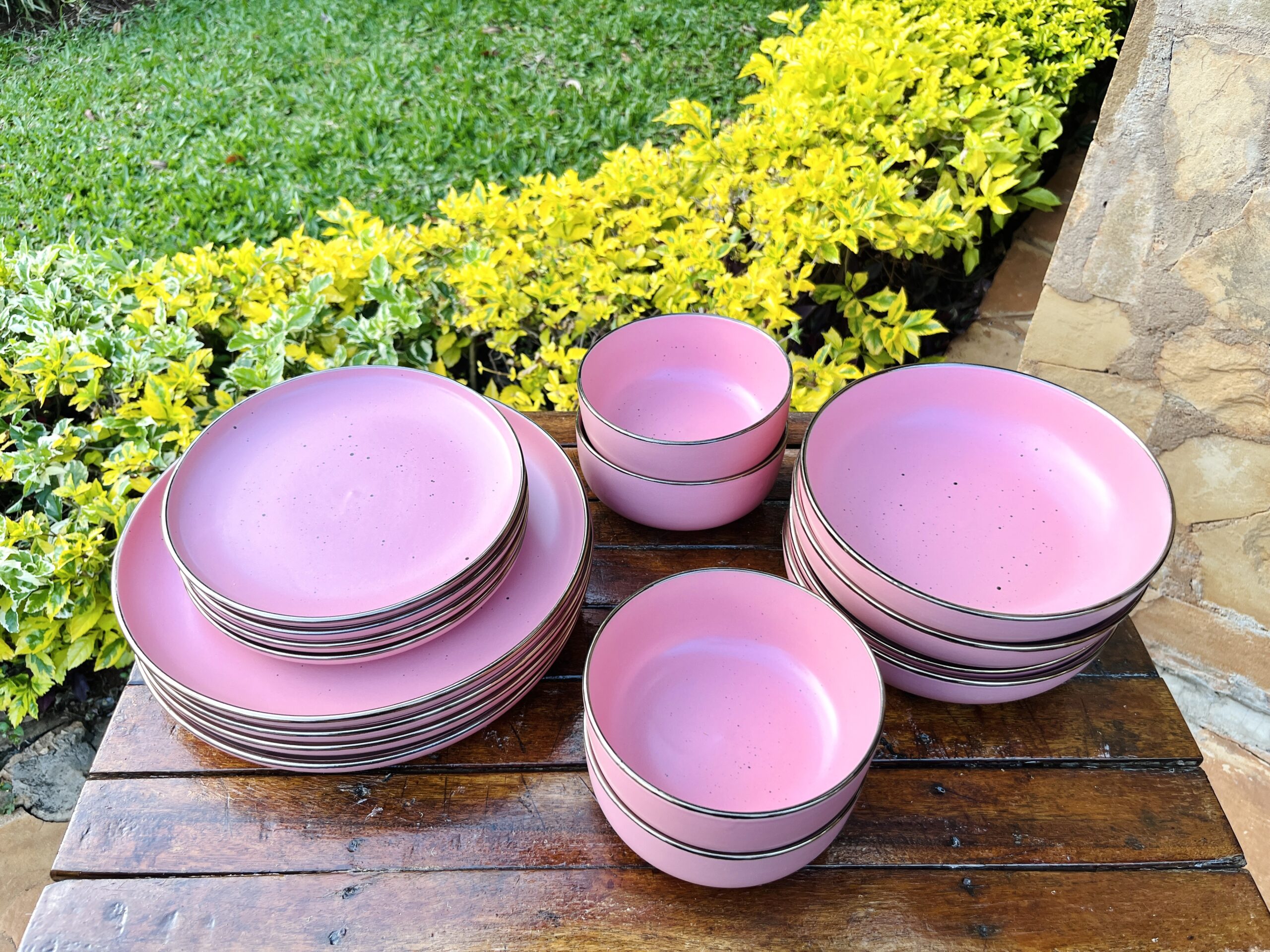 Terry Color Glazed Stoneware Dinnerset -16pc Pink