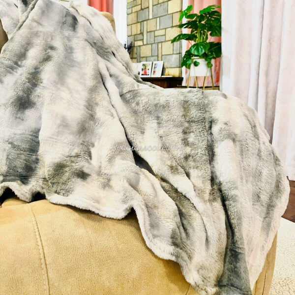 Emma Tie & Dye Flannel Throw Blanket - Grey Hue